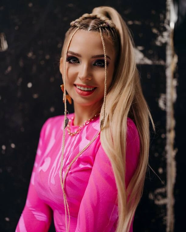 Zobaczcie jej krągłości! Natalia Siemieniecka z Top Girls zachwyca formą!