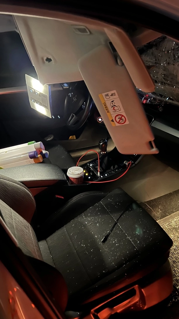 PILNE! Krok od tragedii! Groźny wypadek wokalisty disco polo! Zderzenie z 300-kilogramowym łosiem! Zobaczcie zdjęcia z miejsca wypadku!