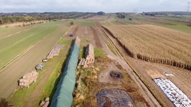 Szok! Iness gwiazda disco polo prowadzi 80 hektarowe pole! To prawdziwa królowa życia! 