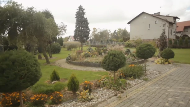 Szok! Iness gwiazda disco polo prowadzi 80 hektarowe pole! To prawdziwa królowa życia! 