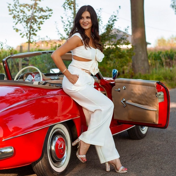 Polacy nie mogą oderwać wzroku od Iness! To naprawdę nowa królowa disco polo?