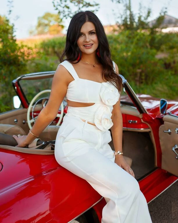 Polacy nie mogą oderwać wzroku od Iness! To naprawdę nowa królowa disco polo?