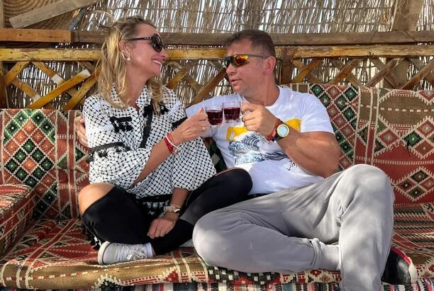 Urlopowe CZUŁOŚCI! Marcin Siegieńczuk zabrał żonę do EGIPTU! Tylko nieliczni tak się bawią! 