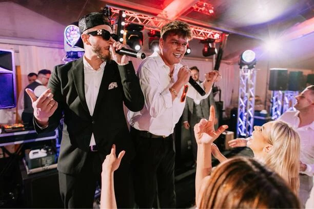 Paula Karpowicz-Zimecka – Wiek, Wzrost, Mąż, Dzieci, Instagram: Informacje o gwieździe disco polo