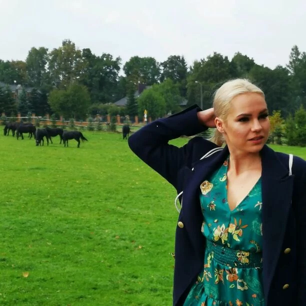 Uwielbiana wokalistka disco polo zmienia strategię! Gwiazda pokazała się bez makijażu! Planuje mówić też o porażkach! 