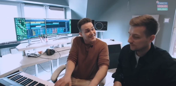 Niemożliwe? Znany gwiazdor disco polo ma własny warsztat stolarski! Luka Rosi zdradził jak mieszka [Zdjęcia]