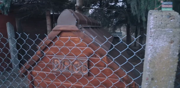 Niemożliwe? Znany gwiazdor disco polo ma własny warsztat stolarski! Luka Rosi zdradził jak mieszka [Zdjęcia]