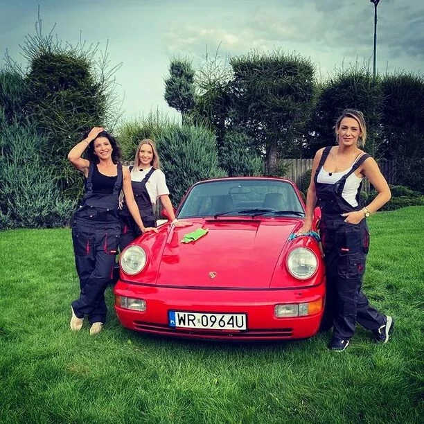 Dziewczyny z Top Girls w nietypowych stylizacjach. Takiego zdjęcia jeszcze nie było. 