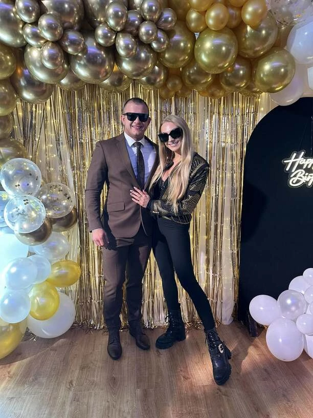 Czy Joanna i Dawid Narożni to najpiękniejsza para disco polo Fanów zachwyca ich miłość