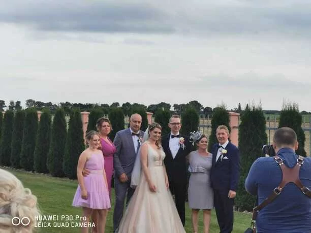 Uwielbiani artyści disco polo powiedzieli sobie ”Tak”! Zdjęcia ze ślubu trafiły do sieci! 