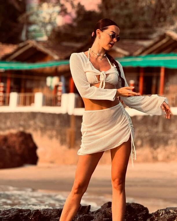 Fani oszaleli! Angelika Żmijewska w Indiach zachwyca figurą i zmysłowymi kadrami
