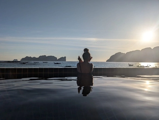 Tylko u nas! Podróż poślubna jak z bajki?! Tak gwiazda disco polo i znany aktor spędzili upojne chwile po ślubie! Zobacz prywatne archiwum  
