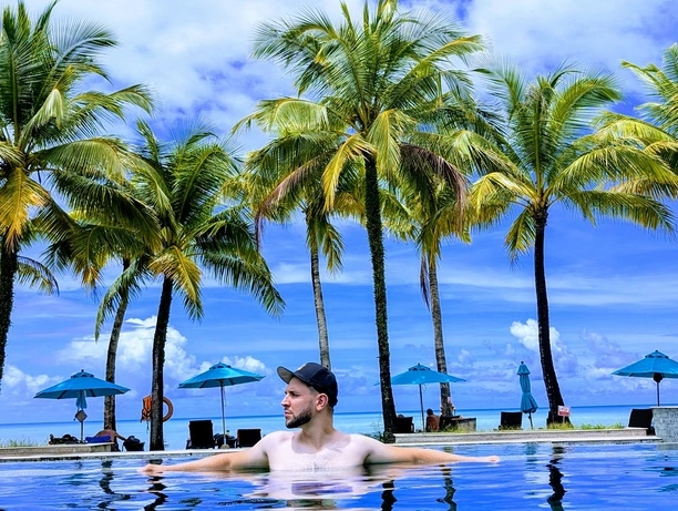 Tylko u nas! Podróż poślubna jak z bajki?! Tak gwiazda disco polo i znany aktor spędzili upojne chwile po ślubie! Zobacz prywatne archiwum  
