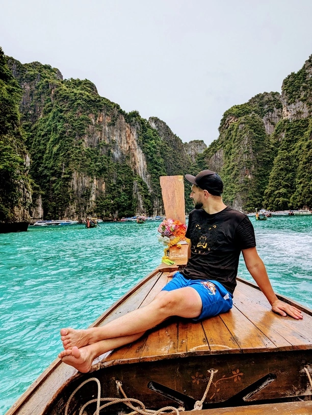 Tylko u nas! Podróż poślubna jak z bajki?! Tak gwiazda disco polo i znany aktor spędzili upojne chwile po ślubie! Zobacz prywatne archiwum  
