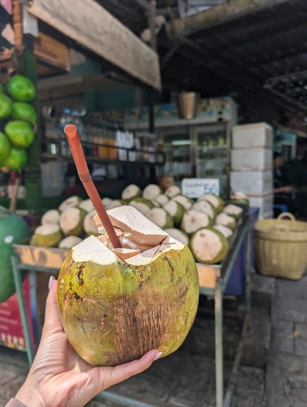 Tylko u nas! Podróż poślubna jak z bajki?! Tak gwiazda disco polo i znany aktor spędzili upojne chwile po ślubie! Zobacz prywatne archiwum  
