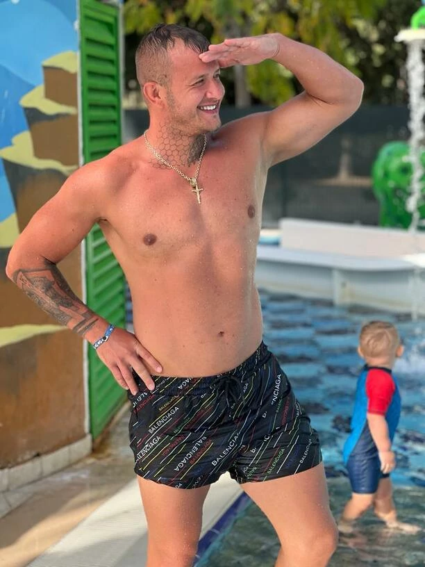 Tylko u nas! Dawid Narożny wygrał zakład i wyleciał na wakacje! Kto zasponsorował wyjazd?! Nie uwierzycie o co poszło! 