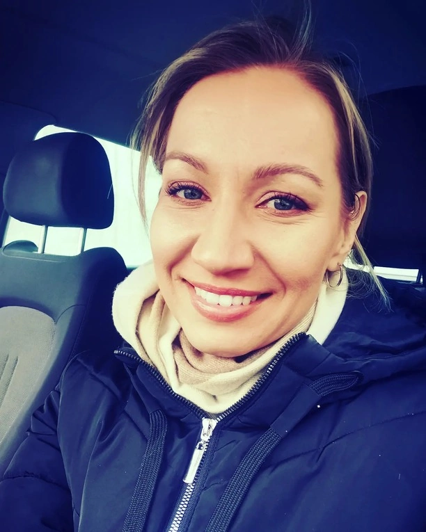 Kim jest Nikola Świerzyńska? Córka lidera „Bayer Full” podbija scenę disco polo!
