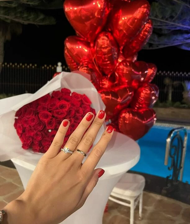 Uwielbiana i piękna gwiazda disco polo powiedziała „Tak„! Mariia Markova pokazała pierścionek zaręczynowy! FOTO