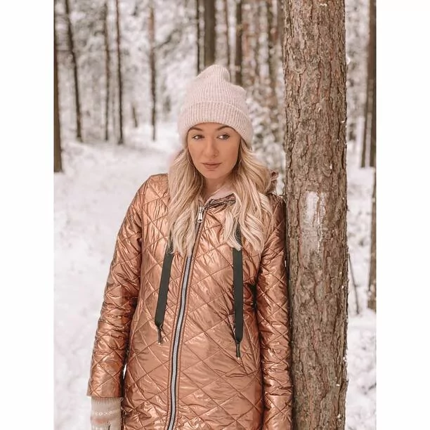 Zjawiskowa sesja ślicznej wokalistki disco polo. Gwiazda zadała fanom kontrowersyjne pytanie!