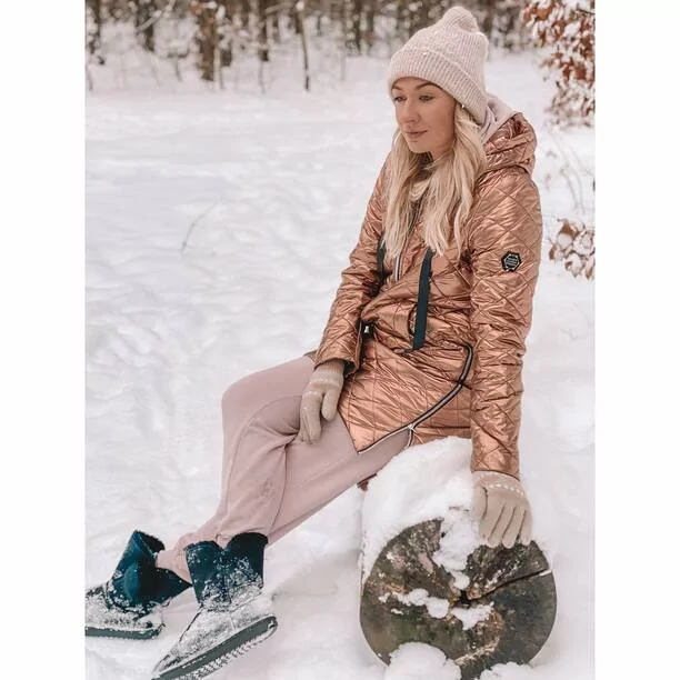 Zjawiskowa sesja ślicznej wokalistki disco polo. Gwiazda zadała fanom kontrowersyjne pytanie!