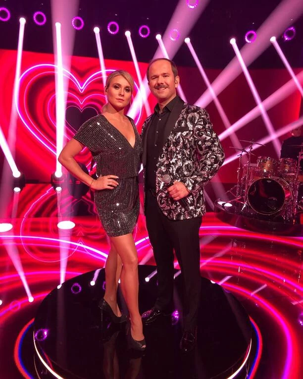 Cudowna żona Sławomira w gorącym wydaniu! Magdalena Kajra Kajrowicz odsłoniła kobiece wdzięki! 