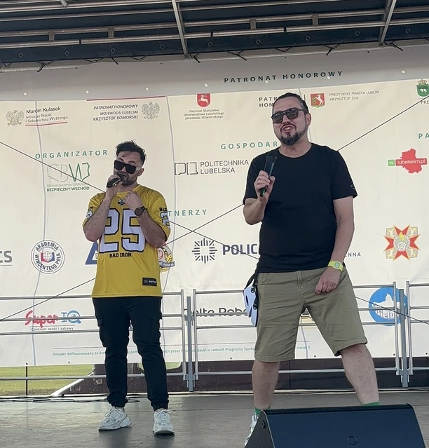 Tajemnica rozwiązana! NieOkiemZnani po raz pierwszy pokazali się bez masek