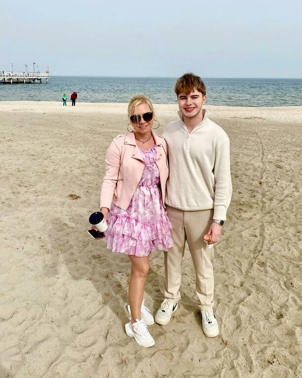 Syn Patryka Pegzy z After Party Kacper to już dorosły facet! Fani nie mogą uwierzyć, jak szybko minął czas
