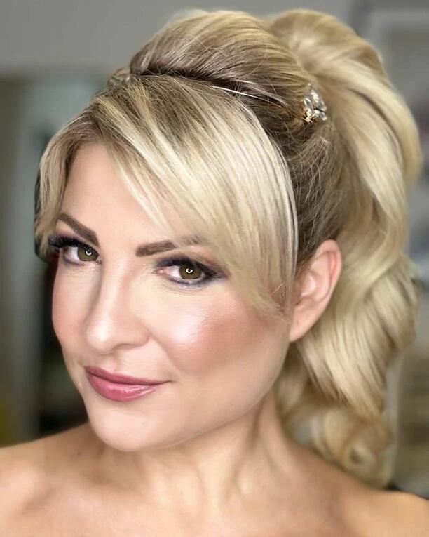 Magda Narożna niczym księżniczka! Gwiazda disco polo olśniła nowym wizerunkiem! Lawina komentarzy w sieci! 