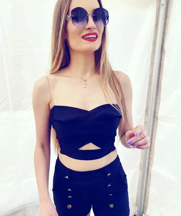 Cudowna wokalistka disco polo odsłoniła ciało! Fani nie mogą powstrzymać się od komplementów!