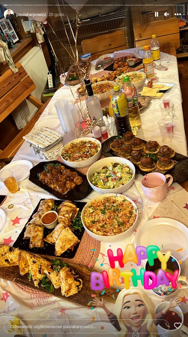 Paula Karpowicz świętowała swoje urodziny! Nie zabrakło tortu, życzeń i gwiazd disco polo! [Zdjęcia]