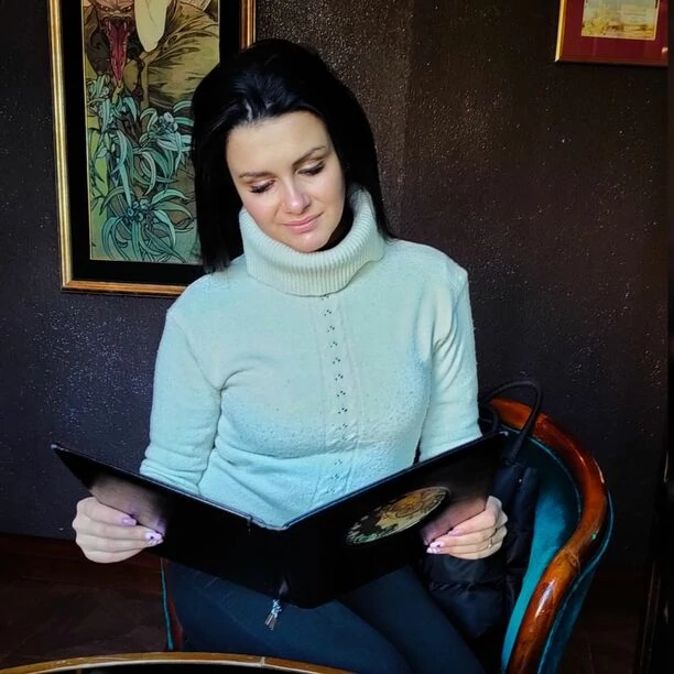 Wyjątkowa sesja! Znana wokalistka disco polo kusi ciałem w zimowej scenerii! Fani komentują jej FOTO! 