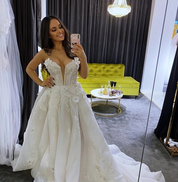 Gwiazda disco polo w sukni ślubnej! Czy Milena Grzywacz bierze ślub? 