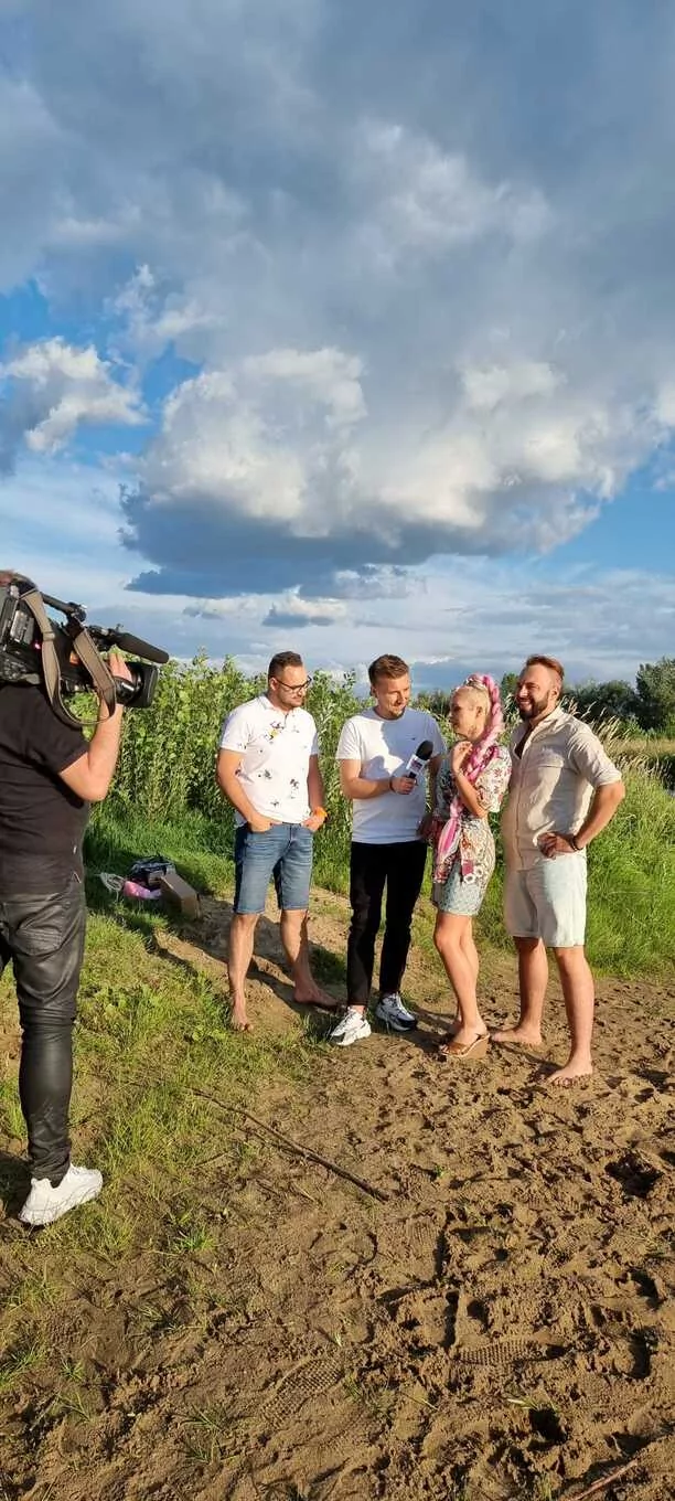 Wielka premiera?! Grupa disco polo Weź nie Pytaj nagrała nowość w duecie ze Sławomirem! Zobaczcie gorący materiał! 