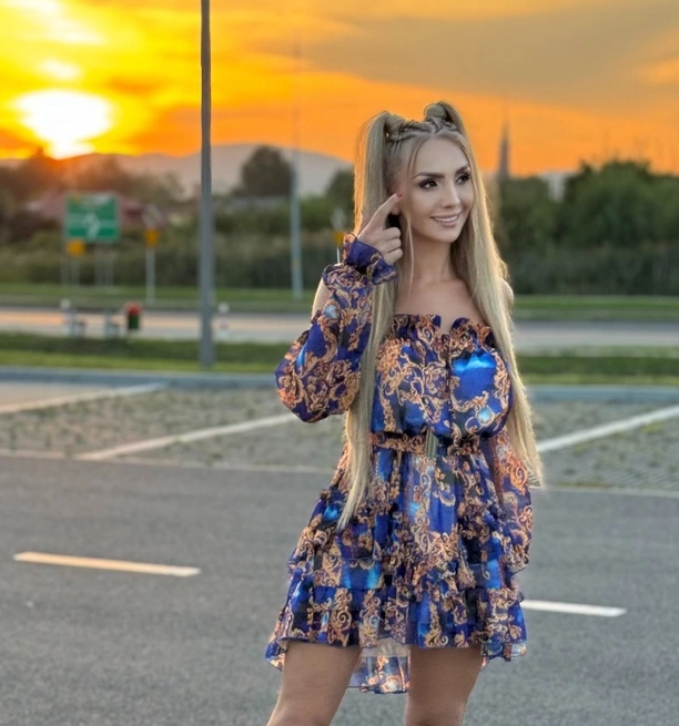 Obecna żona Dawida Narożnego szokuje nowym wizerunkiem! Wygląda w TYM jak gwiazda światowego formatu?! 
