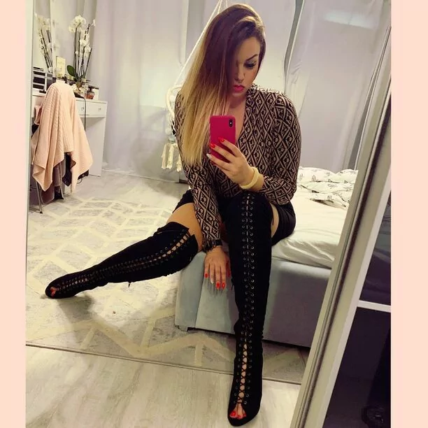 Paula Karpowicz – Top Girls w zmysłowej sesji! Fanom odebrało mowę! Sukienka zsunęła się z ciała gwiazdy! 