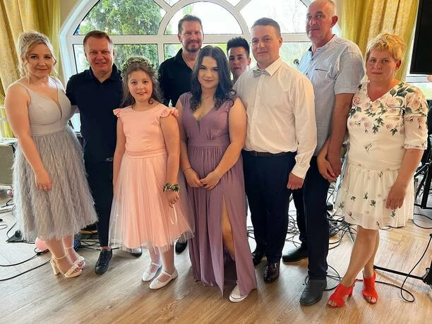 Niecodzienny koncert zespołu Classic! Gwiazdorzy disco polo zagrali na przyjęciu komunijnym!