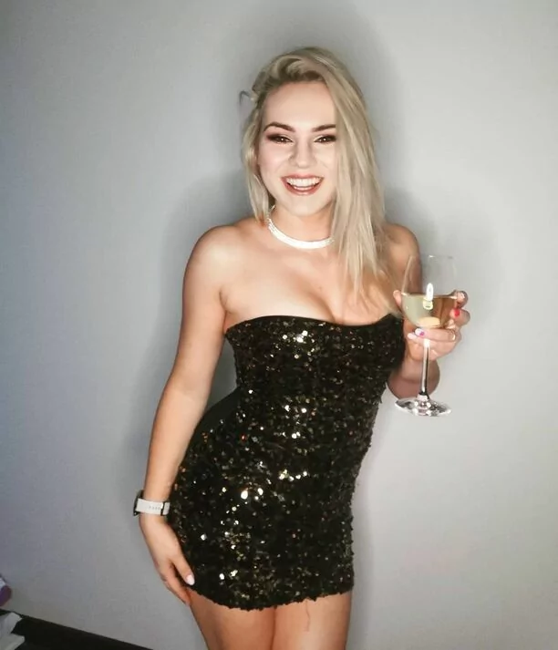 Piękna wokalistka disco polo pokazała się bez makijażu! Fani przecierają oczy ze zdumienia! Wygląda zjawiskowo?!