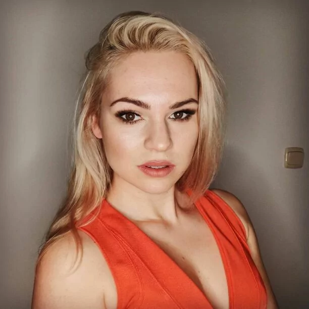 Piękna wokalistka disco polo pokazała się bez makijażu! Fani przecierają oczy ze zdumienia! Wygląda zjawiskowo?!