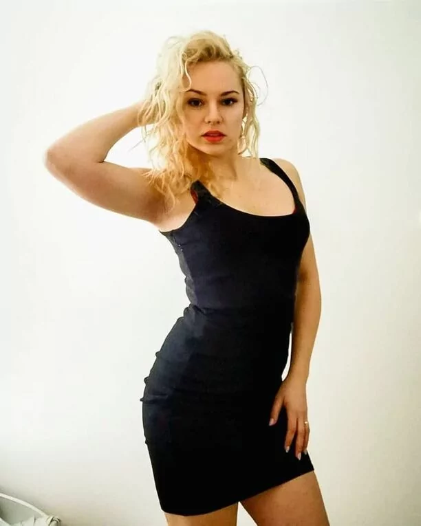 Piękna wokalistka disco polo pokazała się bez makijażu! Fani przecierają oczy ze zdumienia! Wygląda zjawiskowo?!