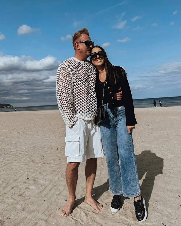 Gwiazdor disco polo Bartek z DBomb i Natalia rozpalają Sopot swoją miłością! Co za kadry! Miłość czuć w powietrzu 