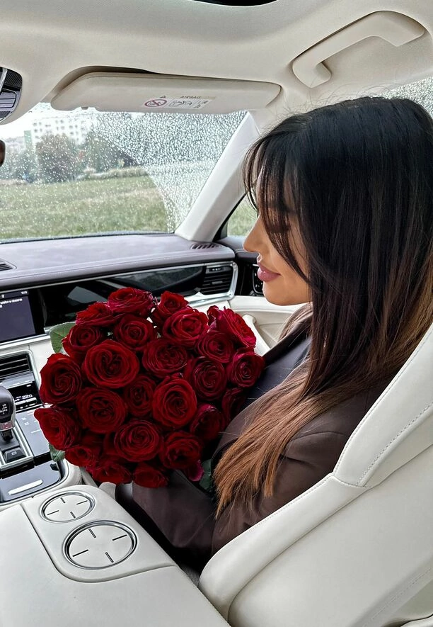 Cena samochodu zwala z nóg! Bartek Padyasek z DBomb i jego nowy luksusowy zakup auta!
