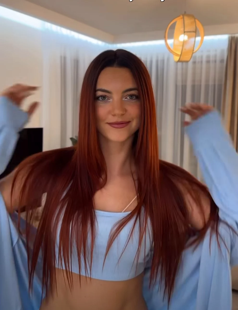 Metamorfoza Angeliki Żmijewskiej z Topky. Rudy kolor włosów rozgrzał cały świat disco polo