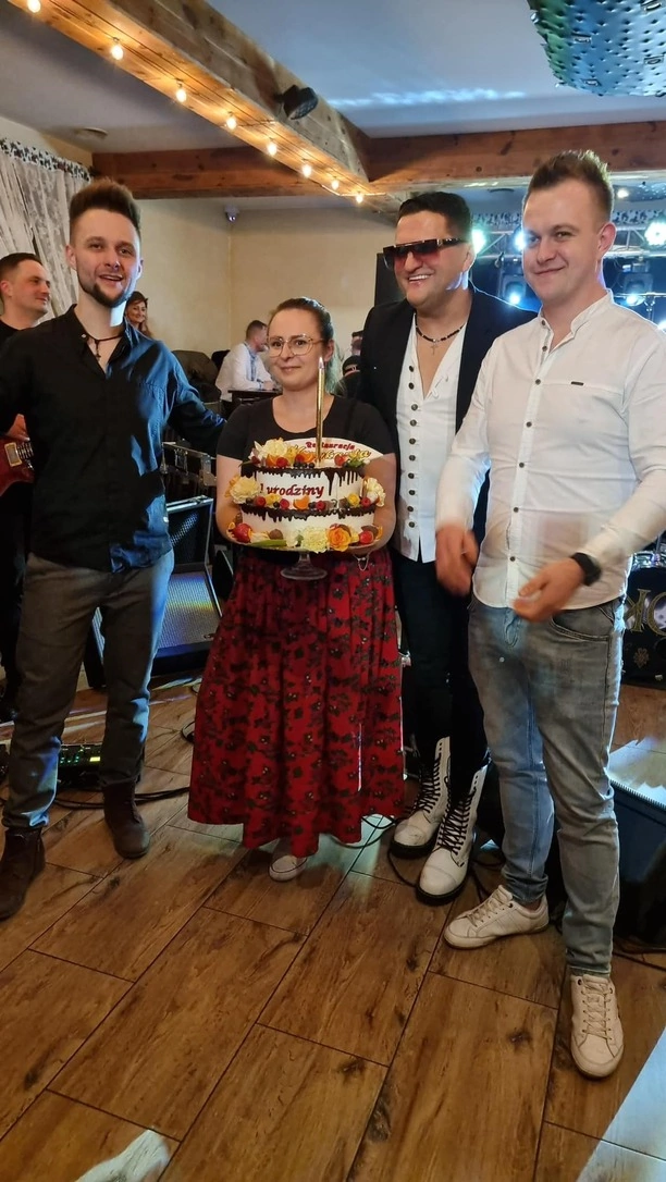 Urodziny restauracji Muzykanta: Niezwykłe świętowanie z gwiazdą disco polo Kordianem! | ZDJĘCIA