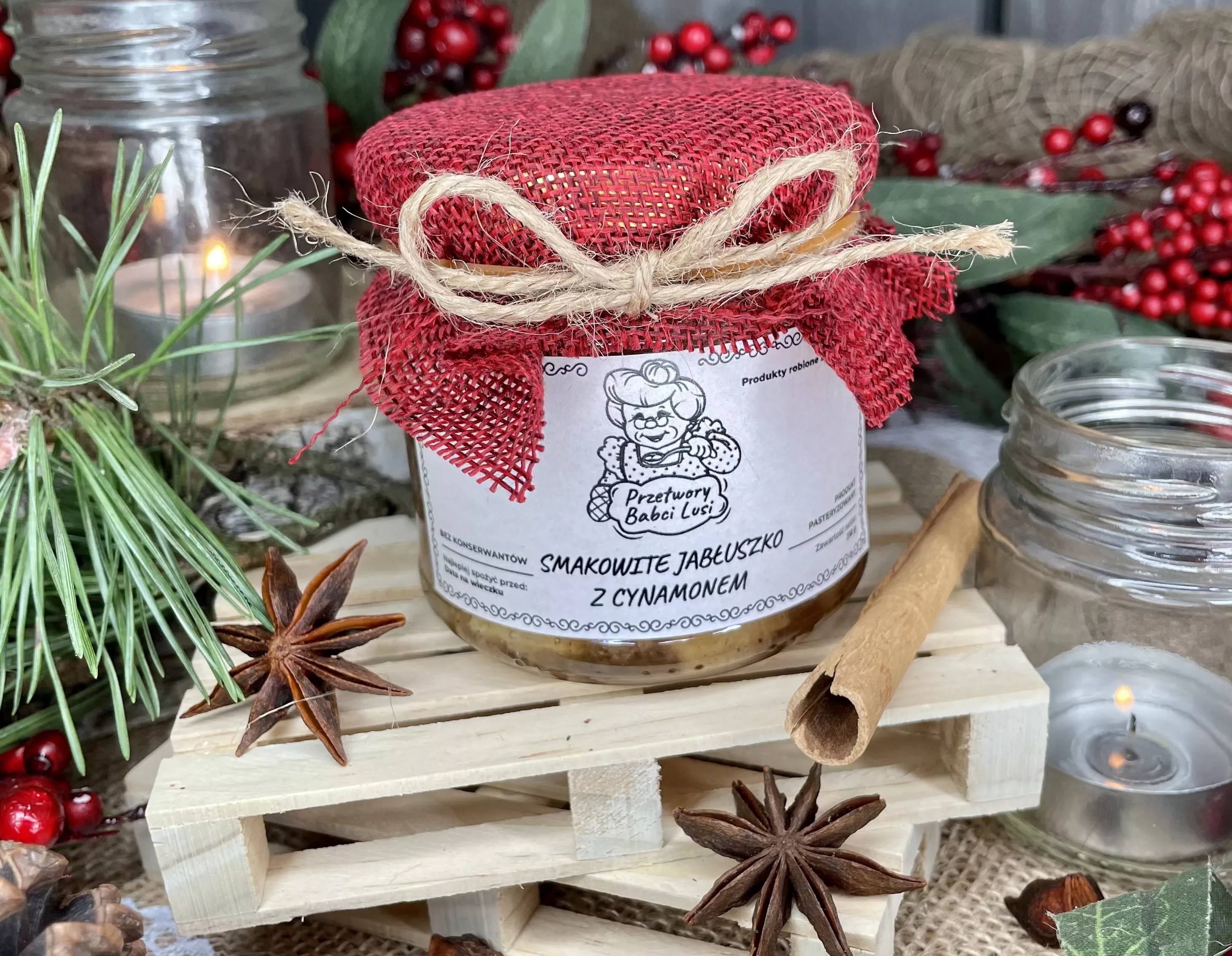 Uwielbiana wokalistka disco polo - Paula Karpowicz (Top Girls) sprzedaje Świąteczne Przetwory Babci Lusi! 