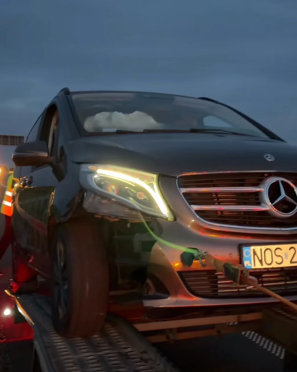 PILNE! Zespół Mejk miał wypadek samochodowy na S5. Co wiadomo o przebiegu zdarzenia i stanie muzyków disco polo