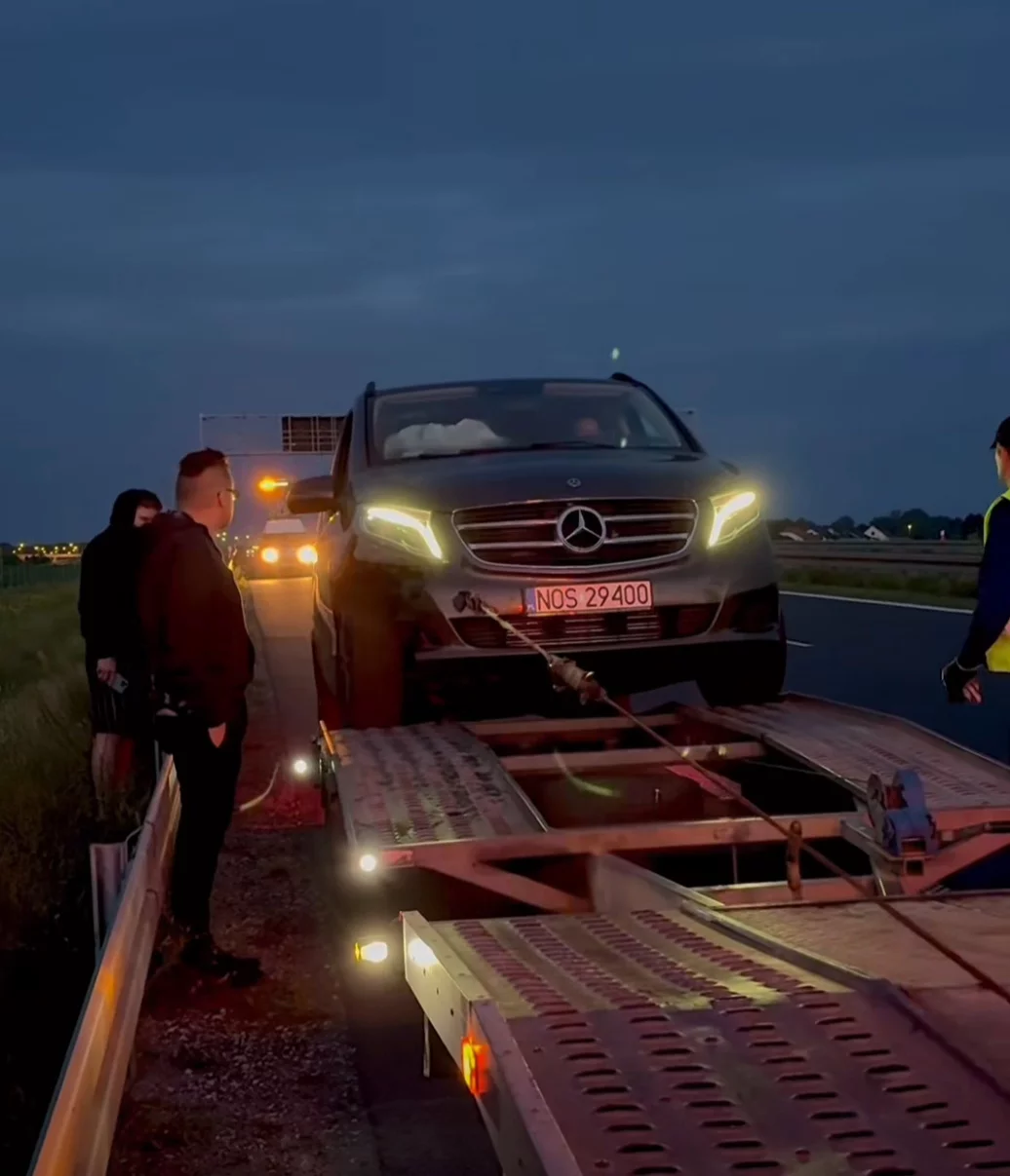 PILNE! Zespół Mejk miał wypadek samochodowy na S5. Co wiadomo o przebiegu zdarzenia i stanie muzyków disco polo