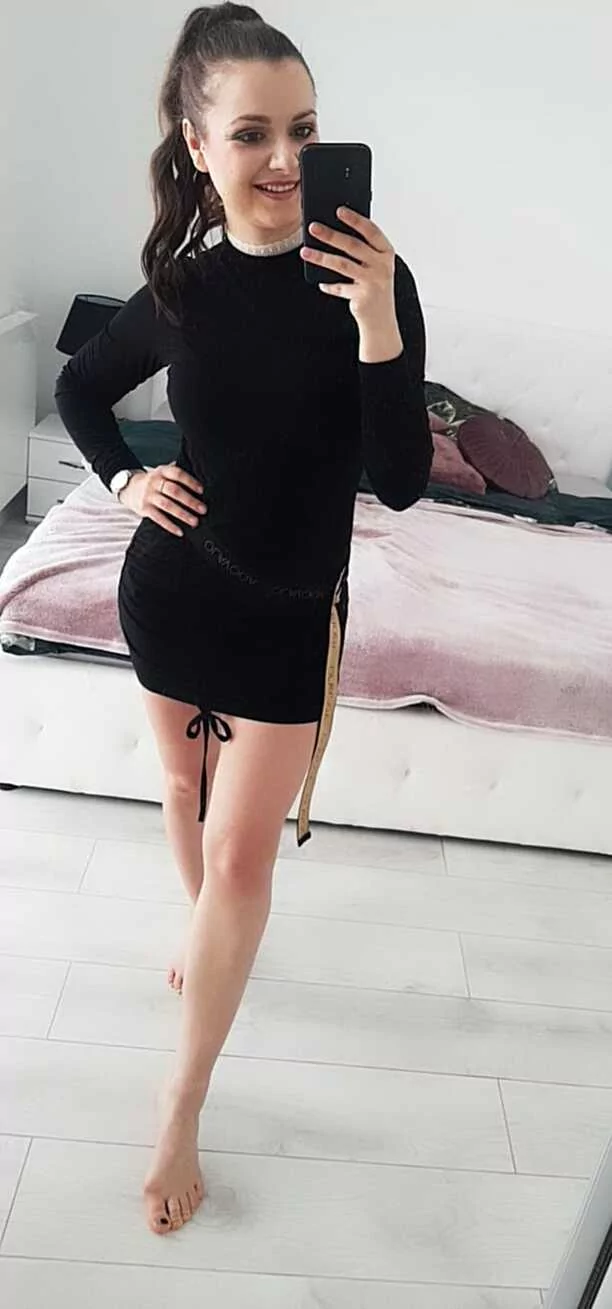 Odważne zdjęcie! Cudowna wokalistka disco polo odsłoniła biust! Przyciąga spojrzenie fanów!