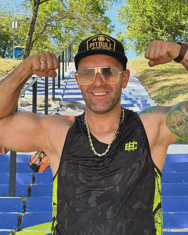 Agbe poczuła lato! Zobacz jej piękne długie nogi! | ZDJĘCIA