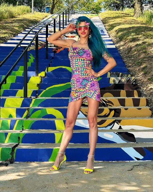 Agbe poczuła lato! Zobacz jej piękne długie nogi! | ZDJĘCIA