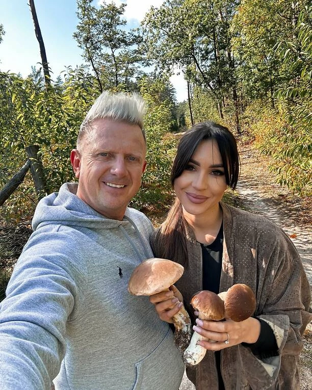 Lider DBomb na grzybobraniu! Bartek Padyasek i Natalia Troczyńska w lesie – zobacz ich niezwykłe zdjęcia!

